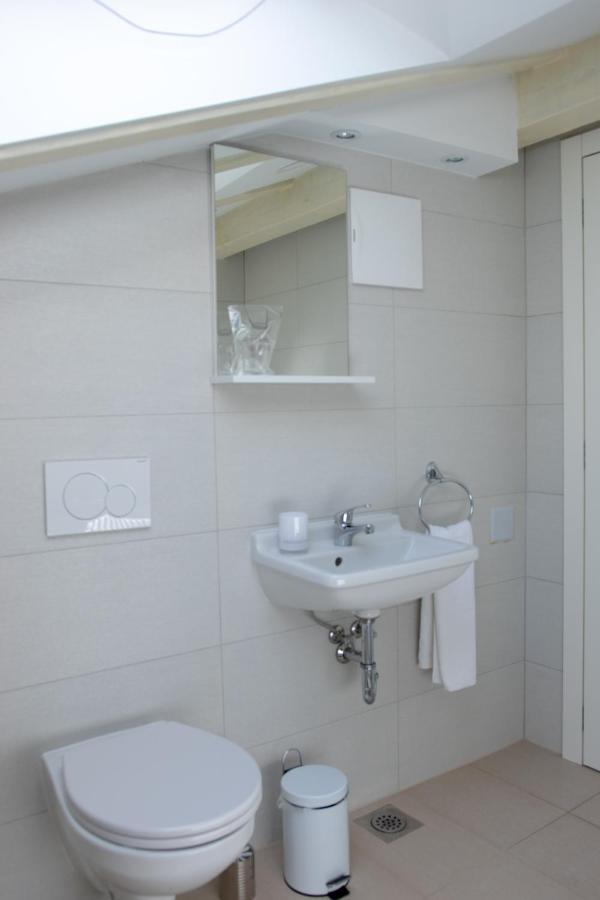 Hotel Minerva 메덜린 외부 사진