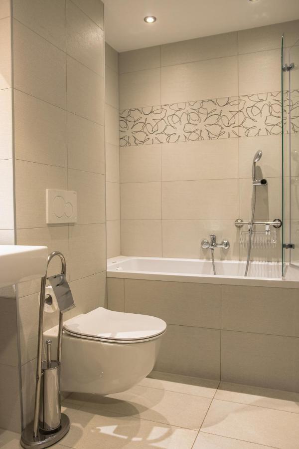 Hotel Minerva 메덜린 외부 사진