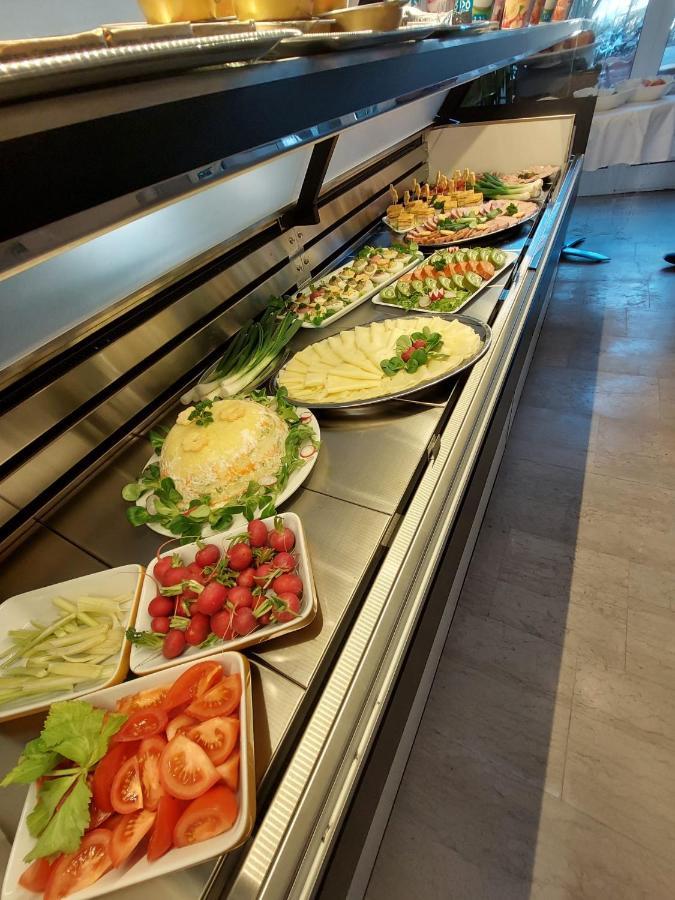 Hotel Minerva 메덜린 외부 사진
