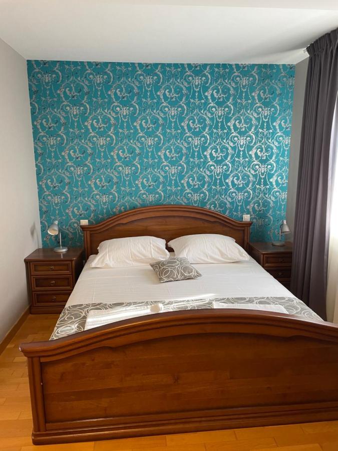 Hotel Minerva 메덜린 외부 사진